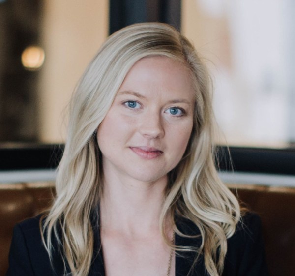 Camilla Stine About Page